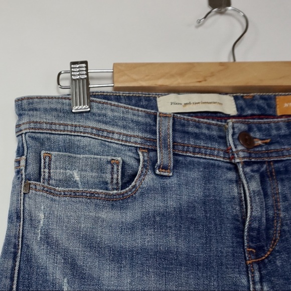 Pilcro | Lightly Distressed Jeans Light Wash | 26 - Picture 3 of 6